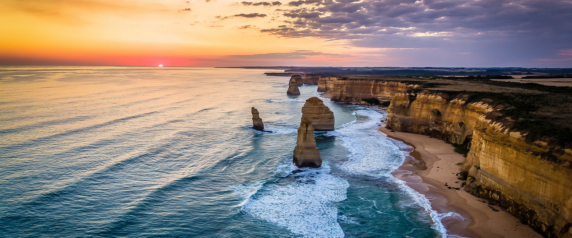 The 12 Apostles, Victoria. One of samotor's 6 great Aussie train destinations.