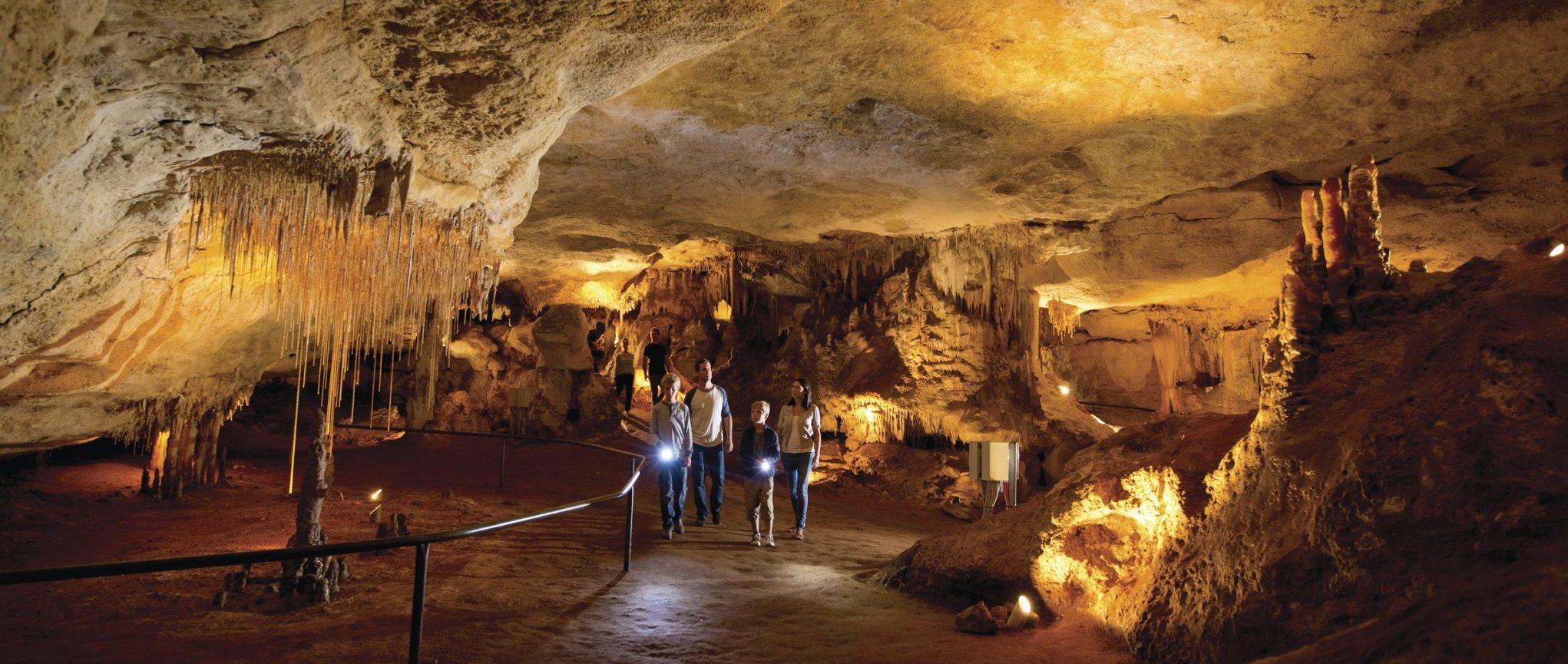 People wandering Naracoorte Cave.