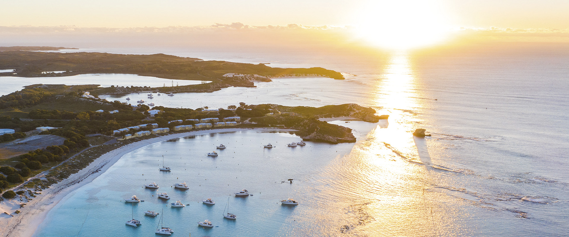 Landscape image of Longreach Bay on Rottnest